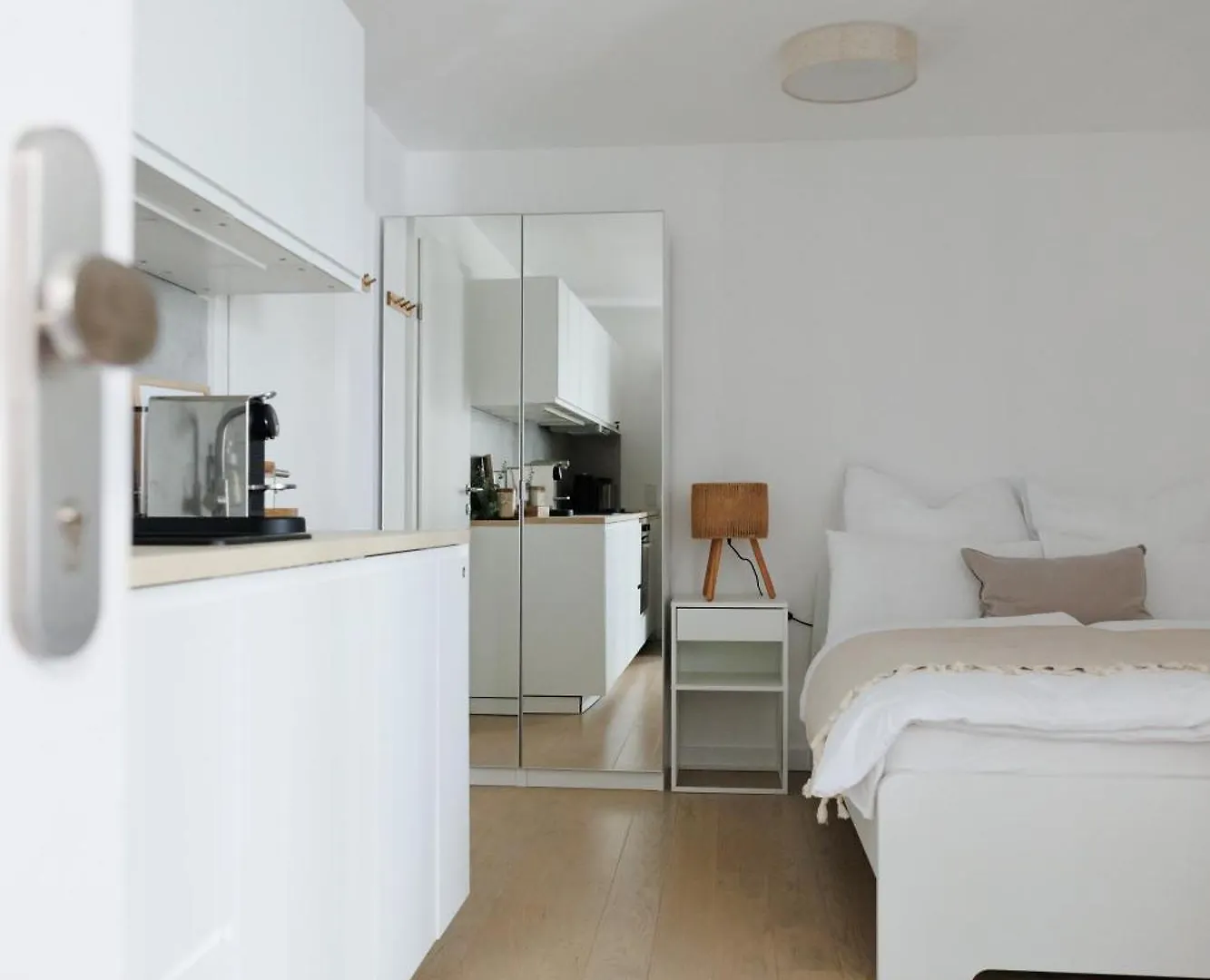 Vienna Courtyard Studio With Terrace Austria