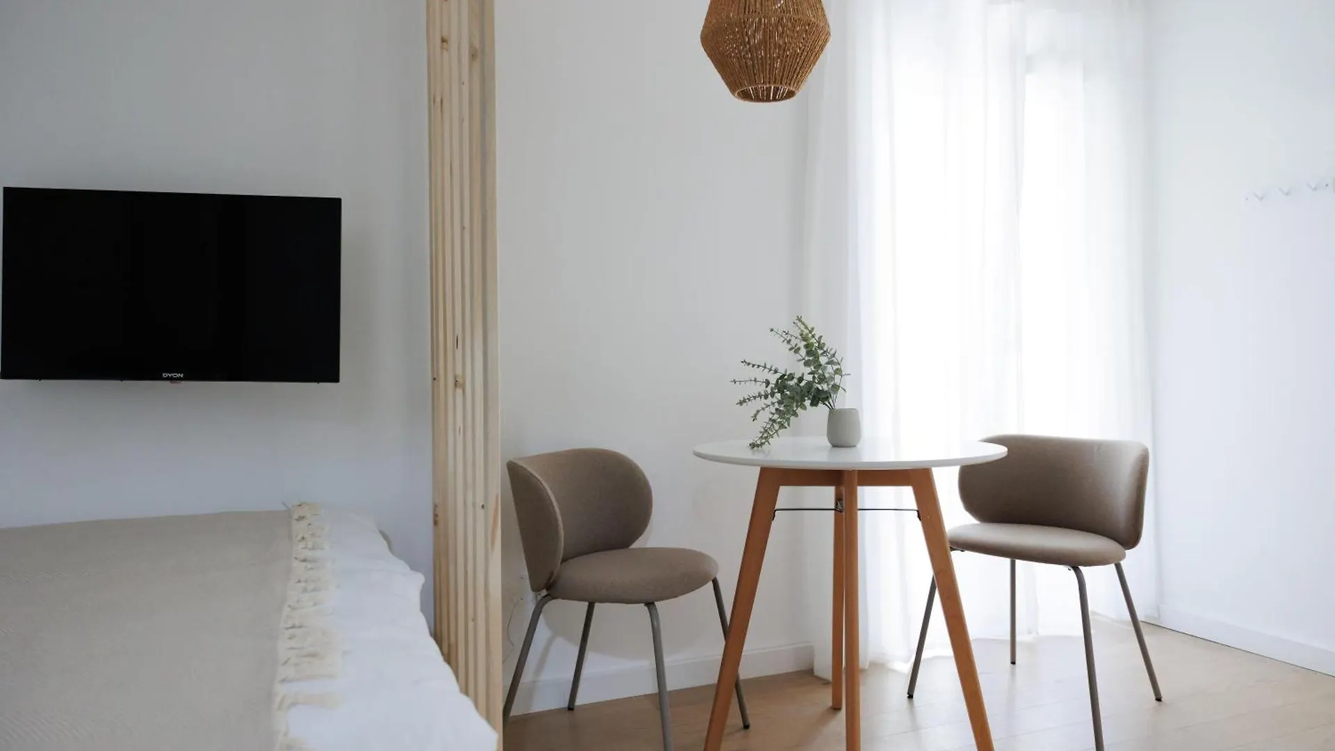Vienna Courtyard Studio With Terrace